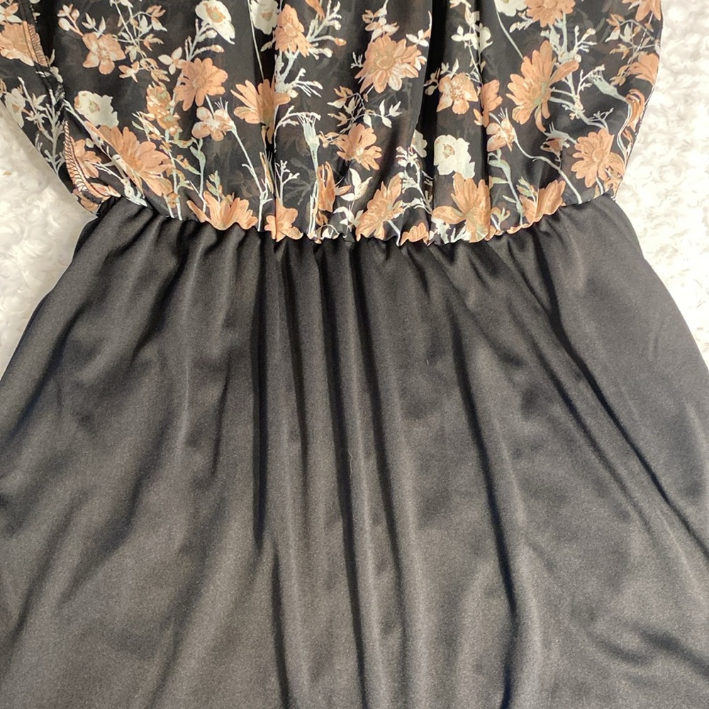 Maurice’s NWT halter dress size M black with beautiful pink and white florals - Picture 10 of 11